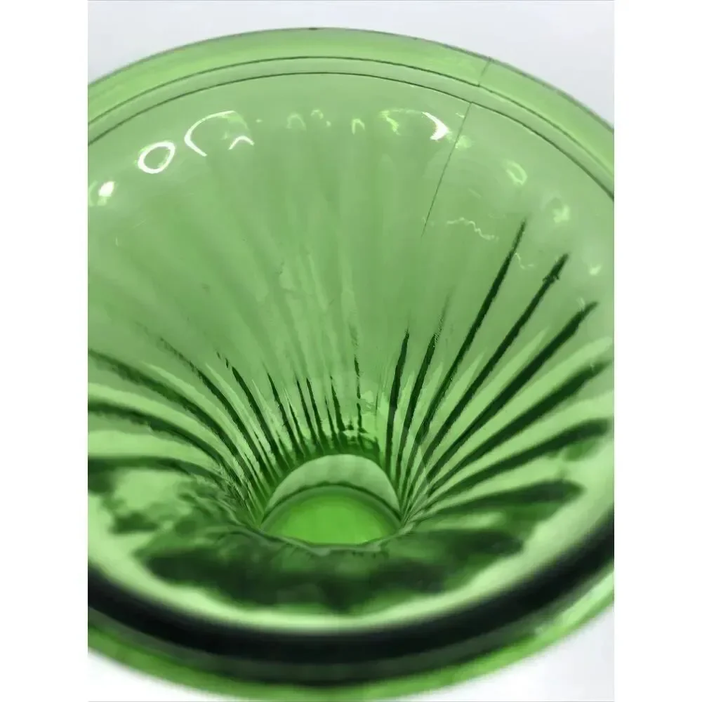 Vintage MCM Hoosier Glass Swirl Ribbed Emerald Green Vase Indiana USA 7.5